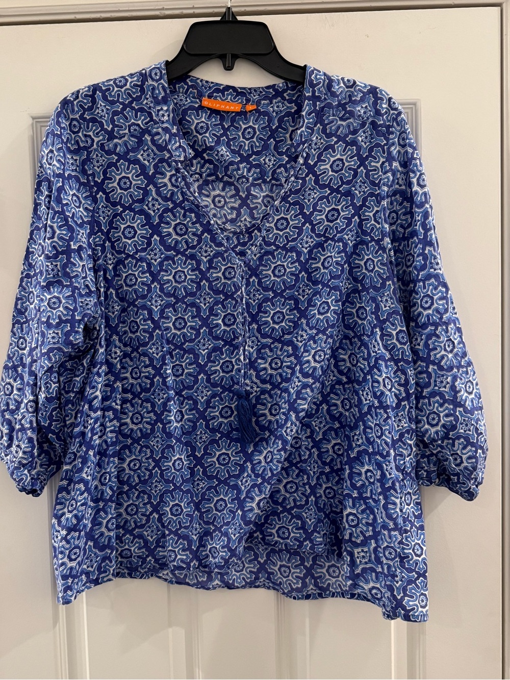 Oliphant Blue White Blouse V Neck 3/4 Sleeve Blouse Top Large